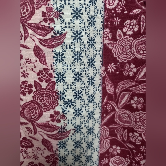 Style & Co soft floral top - Picture 5 of 7